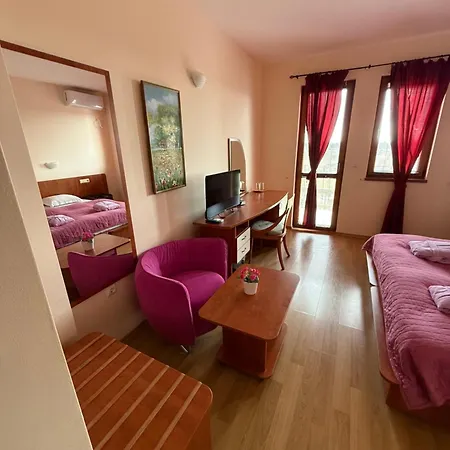 Affittacamere златна люспа